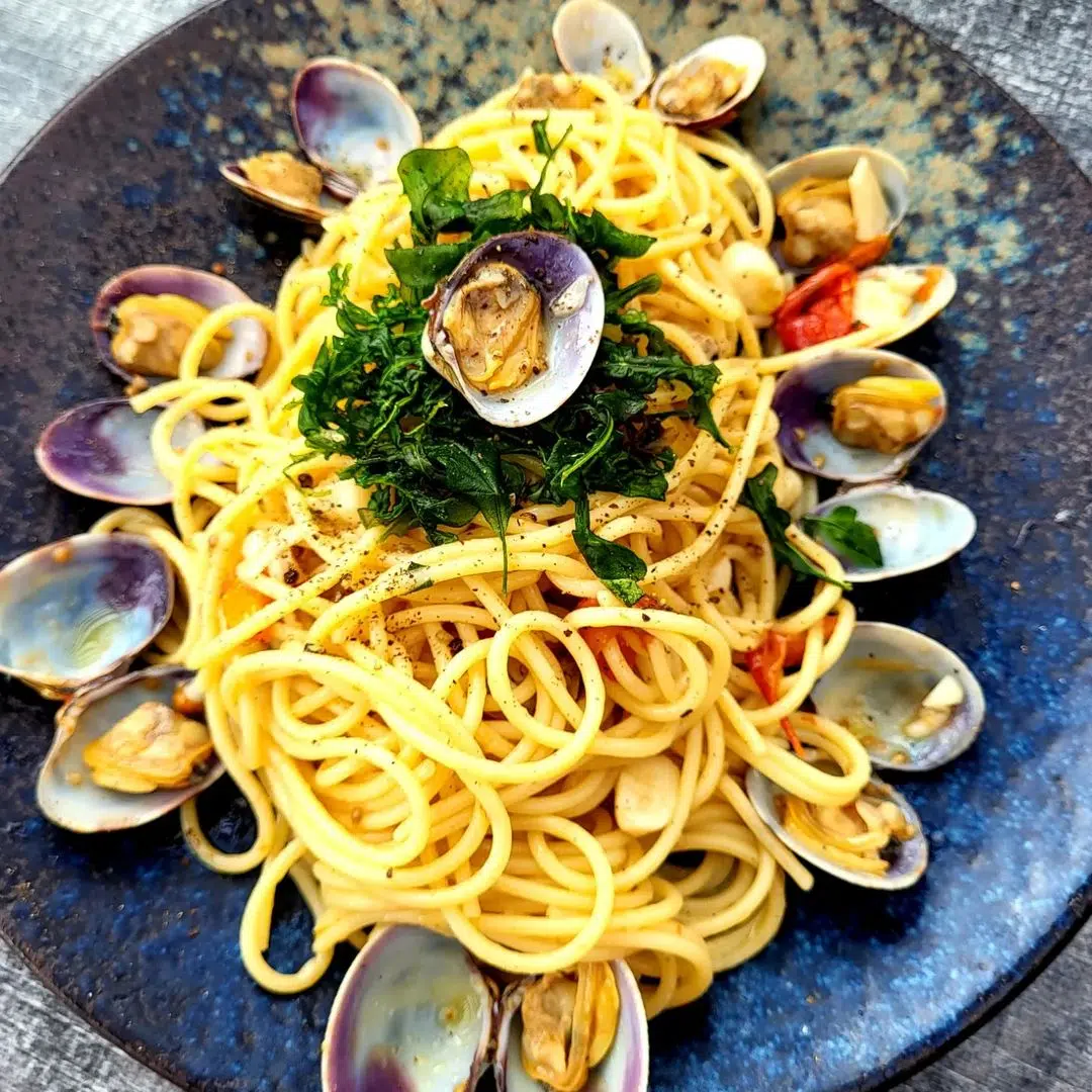 299767045 461343875869939 5518338601182557924 n - Spaghetti alle Vongole... - Quimper Brest